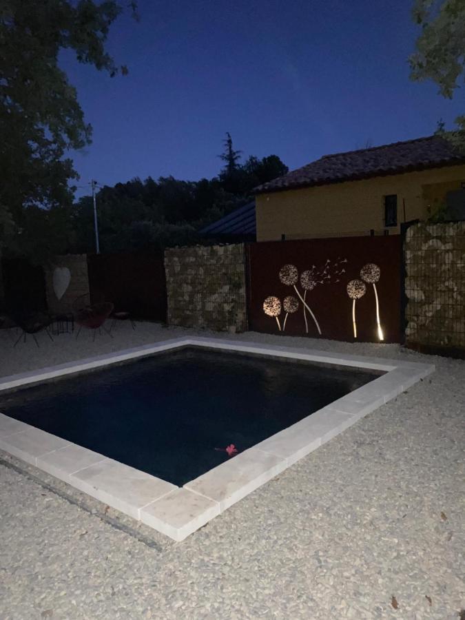 Gite Couleur Terre A 10Mn De Gordes Croagnes Zewnętrze zdjęcie